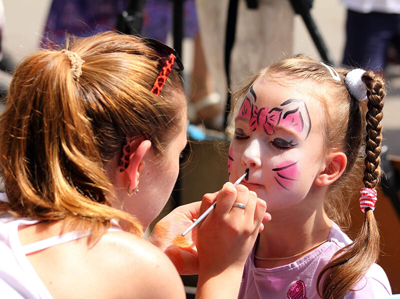 Face painting